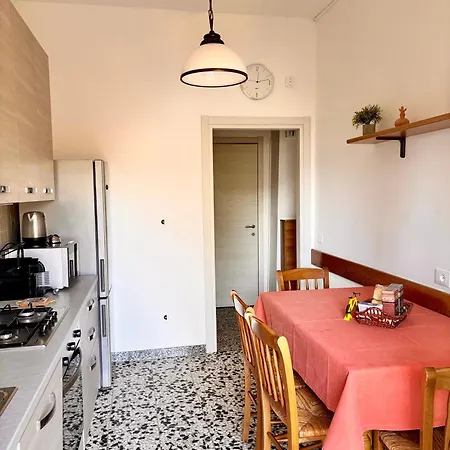 Lägenhet Bilocale Con Balcone A Pochi Minuti Dal Verbania