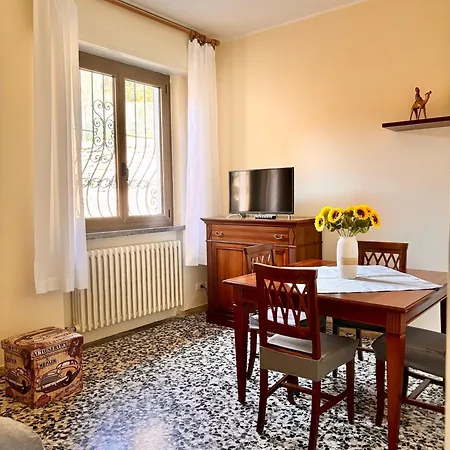 Bilocale Con Balcone A Pochi Minuti Dal Verbania
