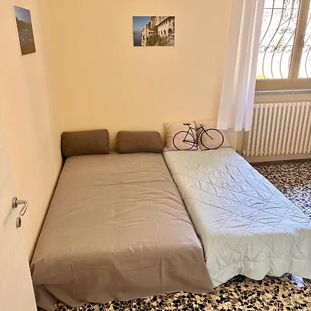 Bilocale Con Balcone A Pochi Minuti Dal Lägenhet *